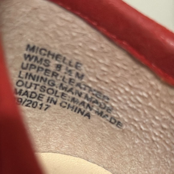 Kenneth Cole Red Suede Women's Loafers - Picture 7 of 7